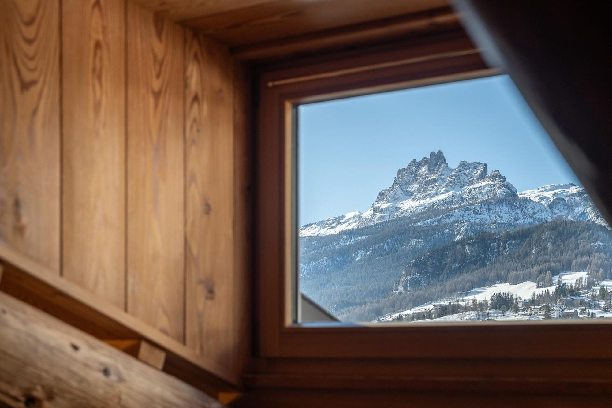 Cortina Lodge Cortina d'Ampezzo Exterior foto